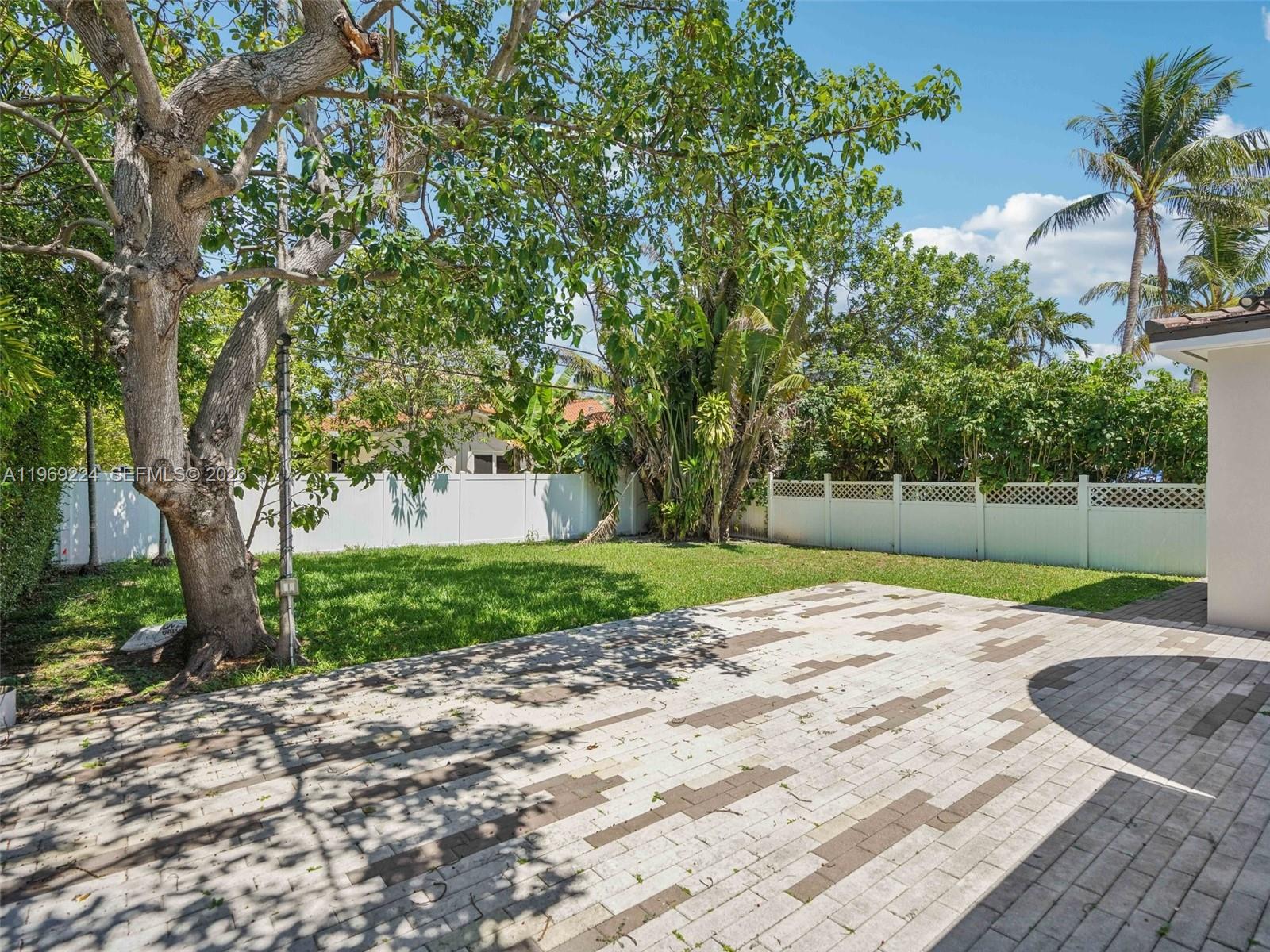 8875 Abbott Avenue Surfside, FL 33154 - Photo 29 of 30