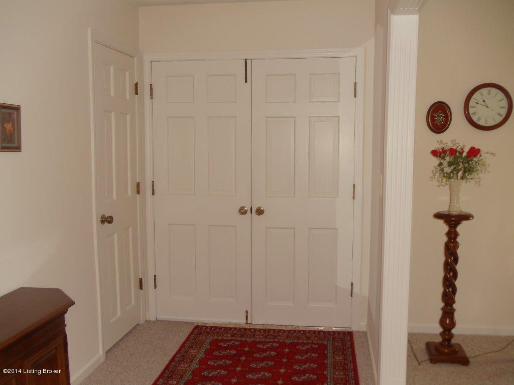 5500 Pendleton Road Louisville, KY 40272 - Photo 8 of 33 Pendleton entry