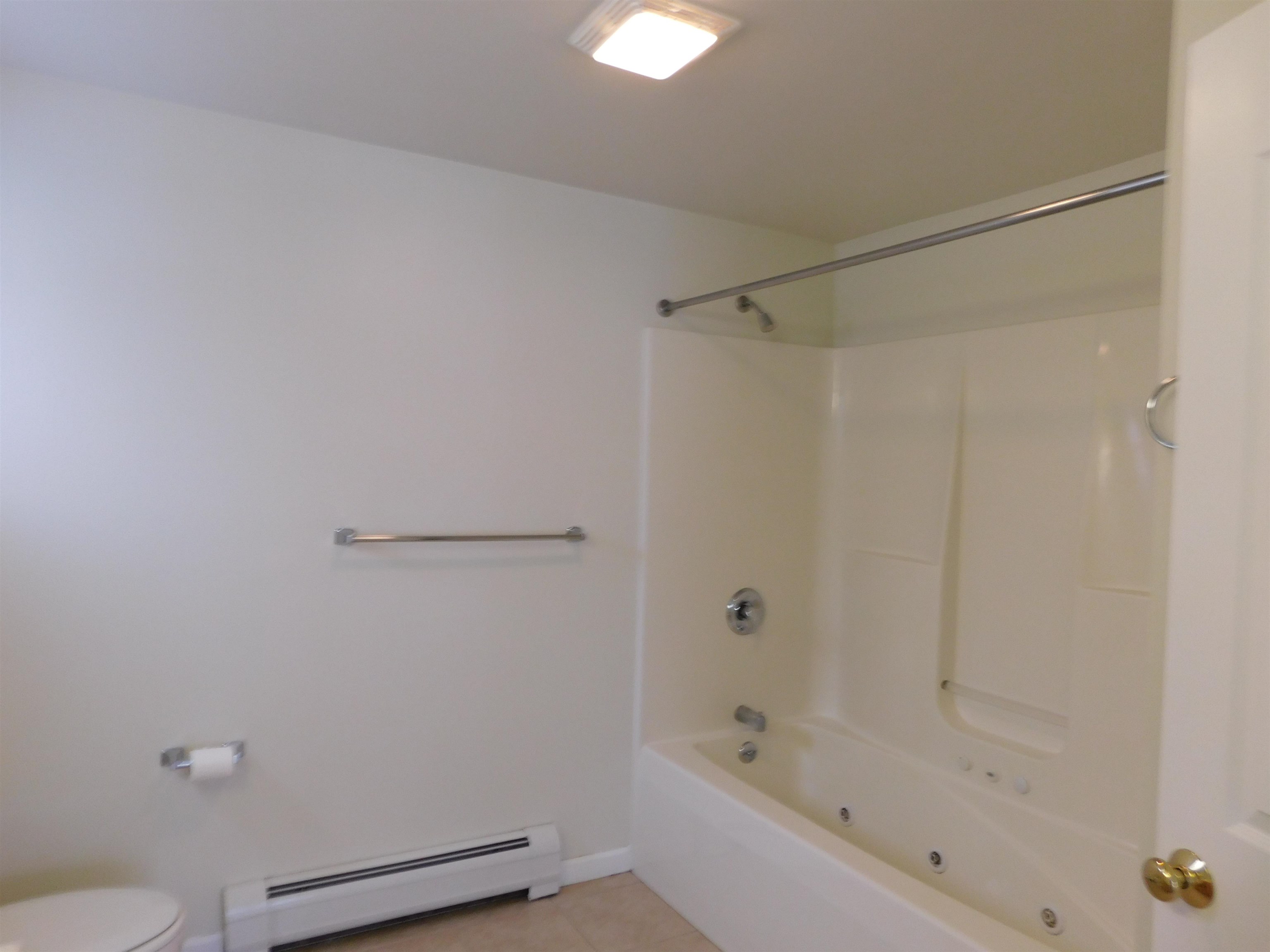 63 Claire Point Road, Unit 63 Burlington, VT 05408 - Photo 16 of 23 Gallery Image 16