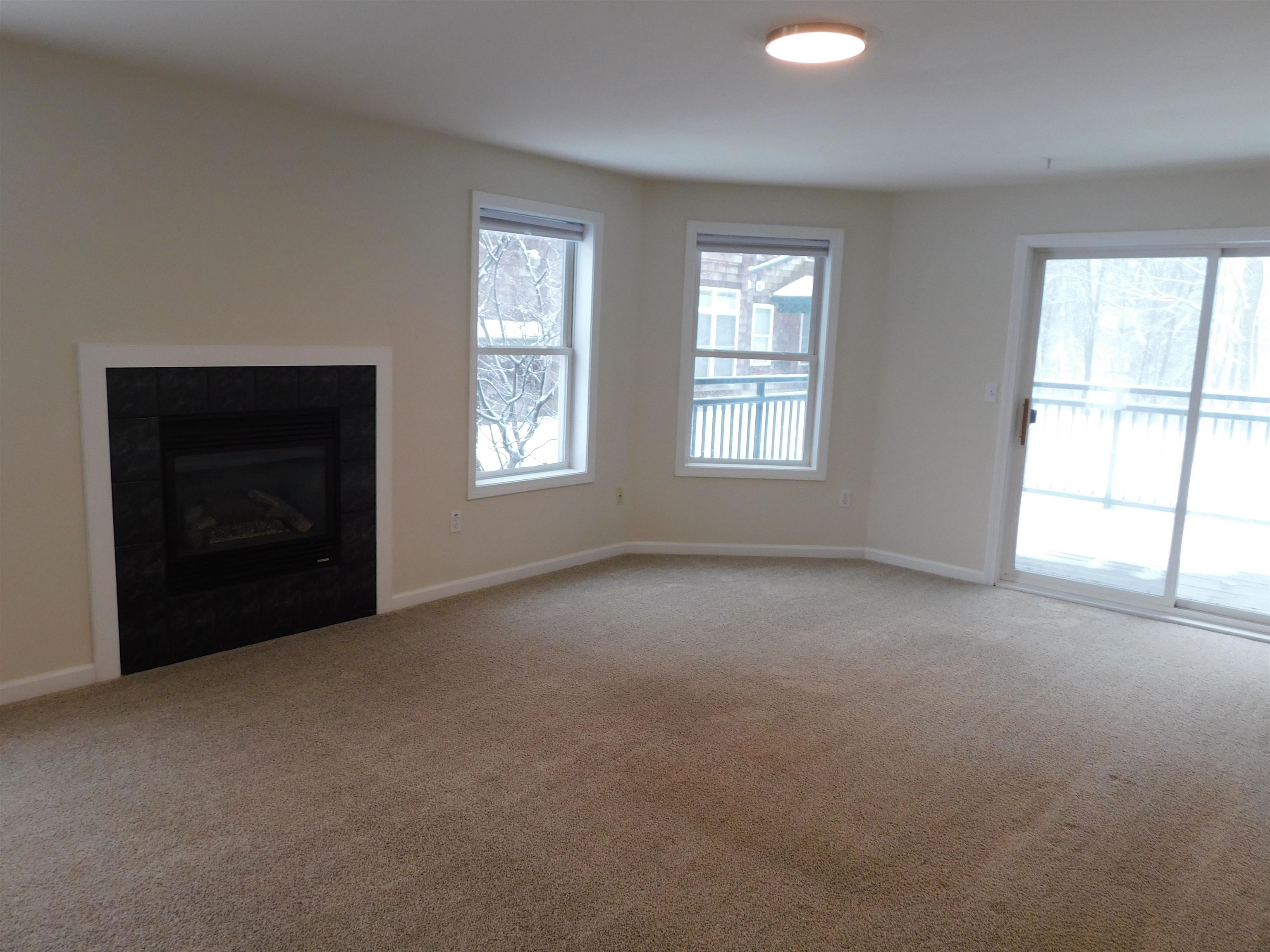 63 Claire Point Road, Unit 63 Burlington, VT 05408 - Photo 6 of 23 Gallery Image 6