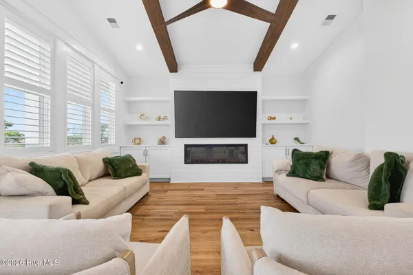 $2,095,000 | 131 Shallotte Boulevard, Ocean Isle Beach, NC 28469
