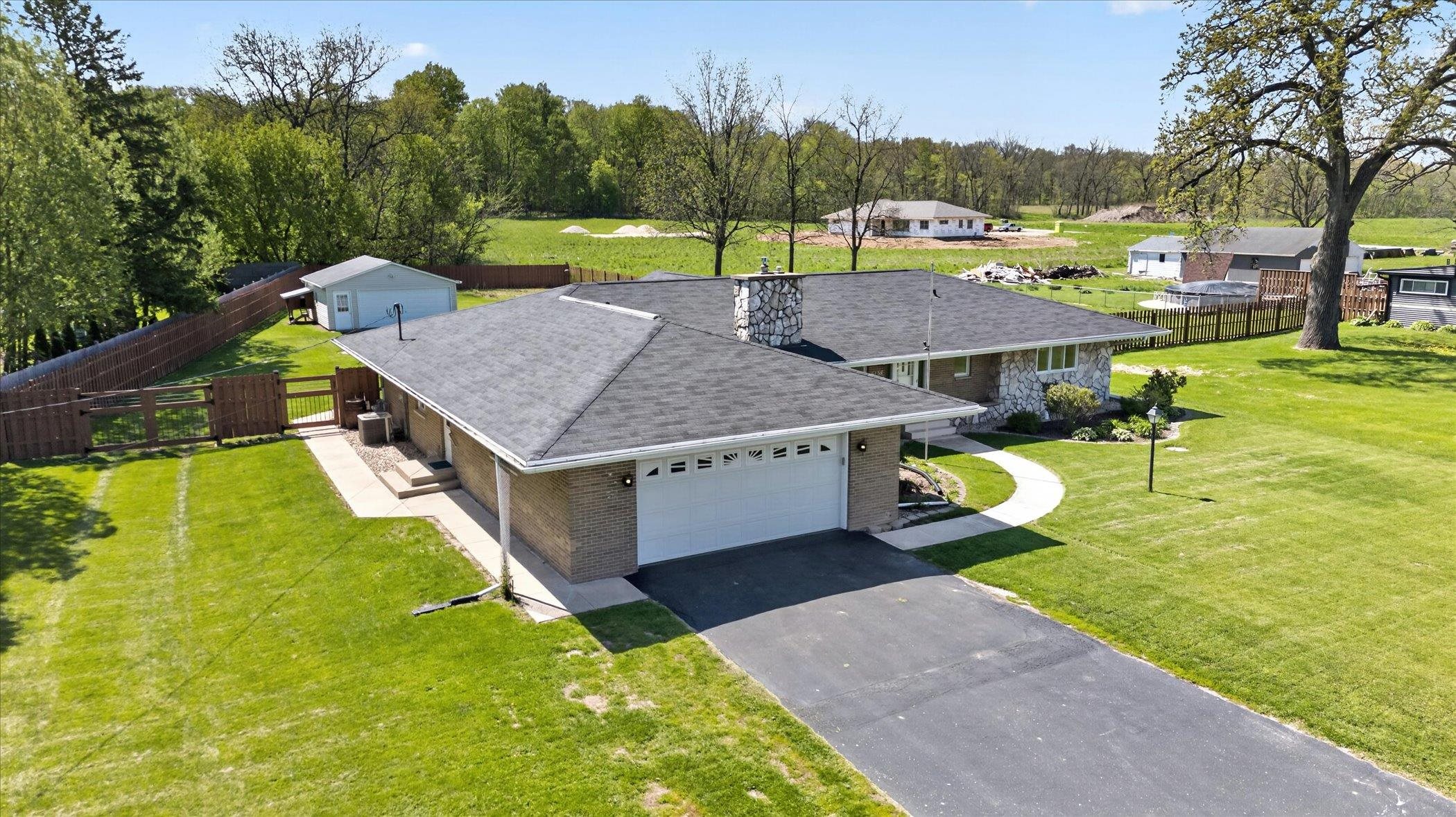 5138 East County Road South Beloit, WI 53511 - Photo 60 of 73