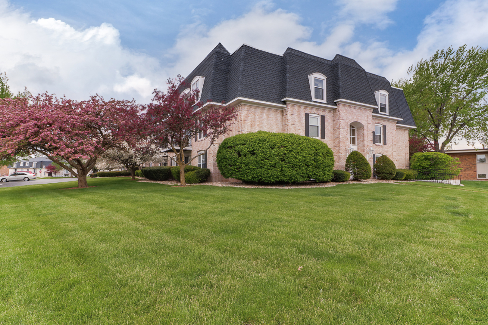 111 Rust Road, Unit 110 Bloomington, IL 61701 - Photo 26 of 32 Gallery Image 26