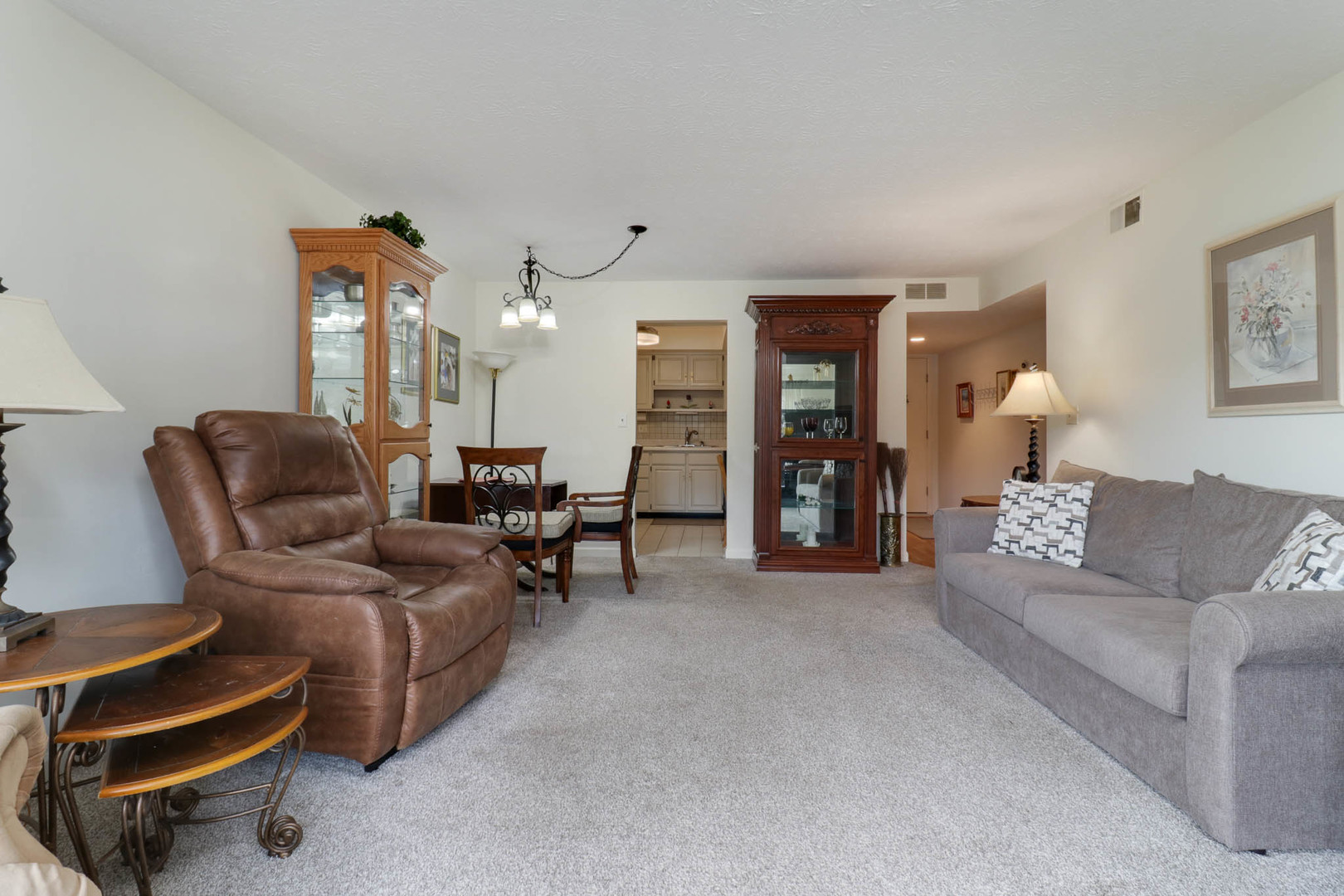 111 Rust Road, Unit 110 Bloomington, IL 61701 - Photo 8 of 32 Gallery Image 8