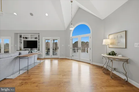 $2,899,000 | 16076 Berlin Turnpike, Purcellville, VA 20132