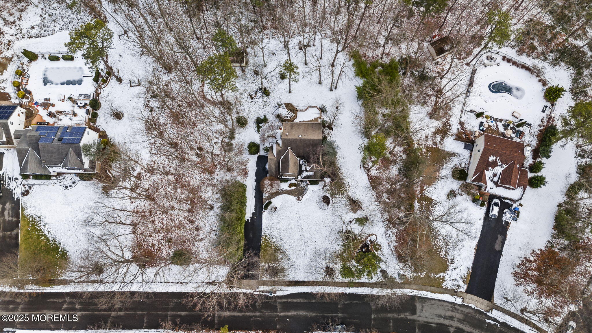 36 Green Tree Drive Jackson, NJ 08527 - Photo 4 of 51 2-web-or-mls-DJI_20250111152505_0009_D_F