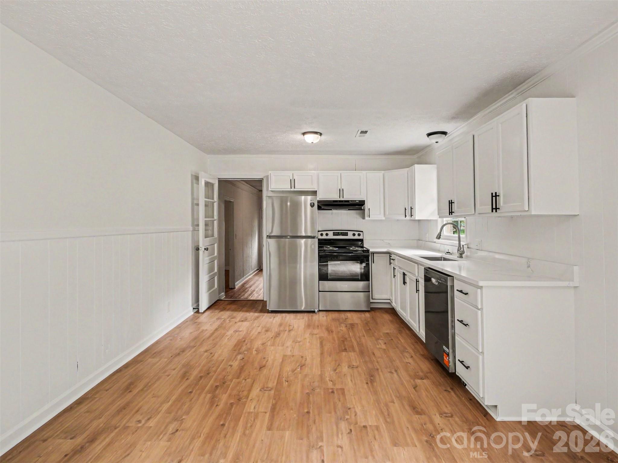 211 Lakeview Road Cherryville, NC 28021 - Photo 10 of 45