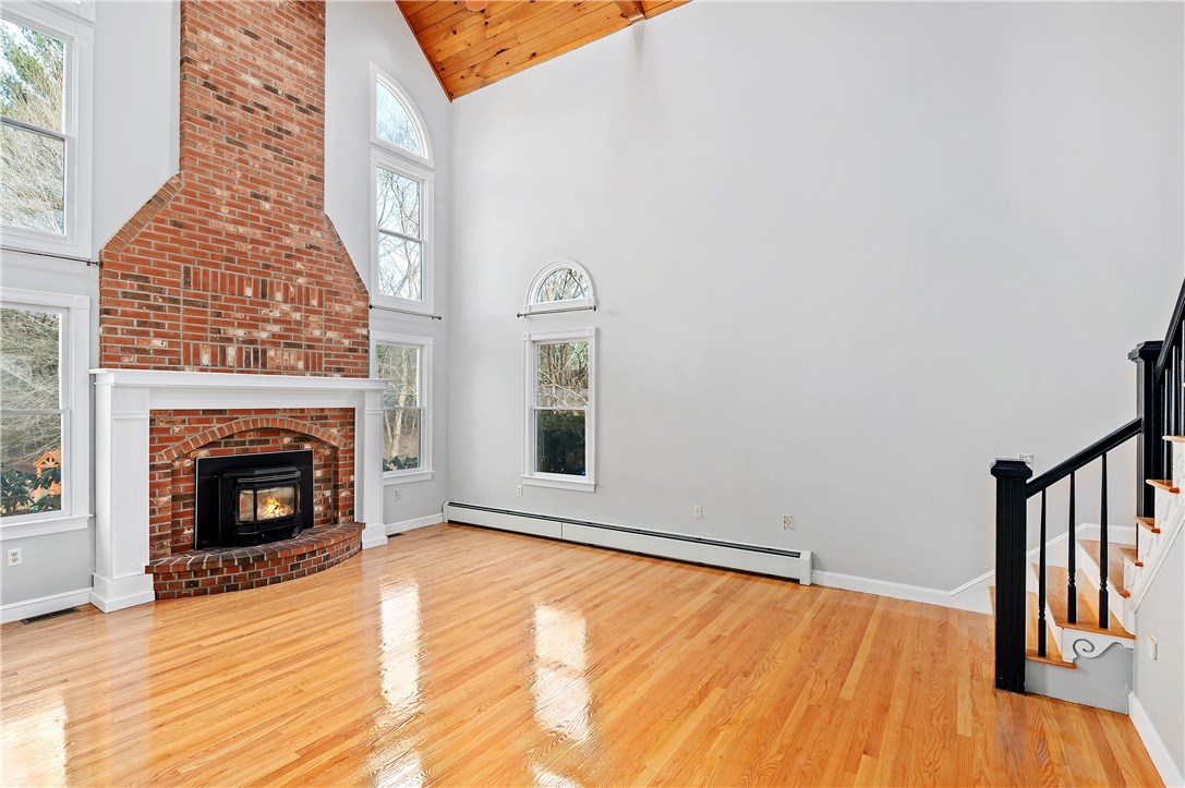 80 Rawson Road Cumberland, RI 02864 - Photo 12 of 40