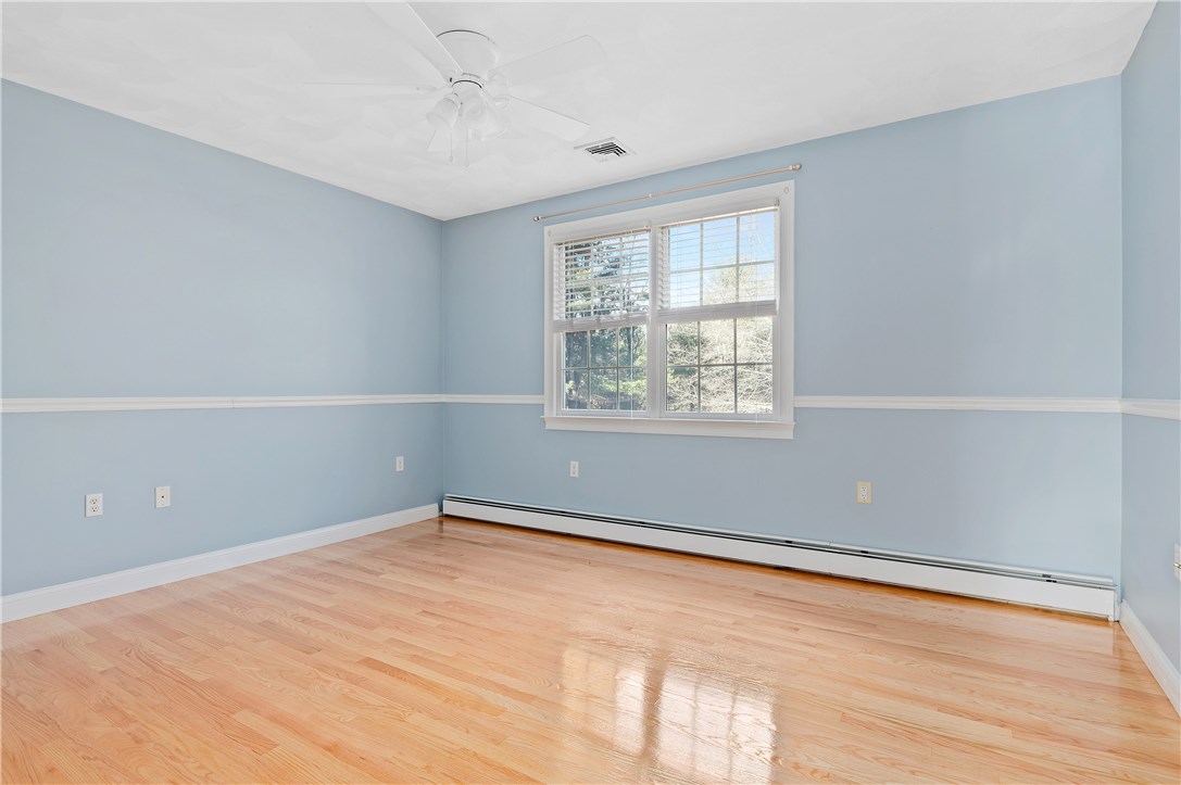 80 Rawson Road Cumberland, RI 02864 - Photo 20 of 40