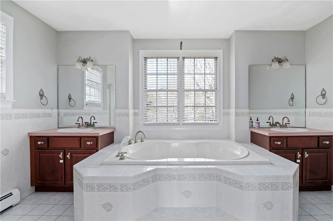 80 Rawson Road Cumberland, RI 02864 - Photo 23 of 40
