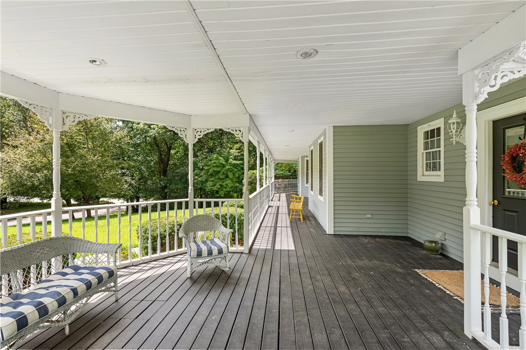 80 Rawson Road Cumberland, RI 02864 - Photo 5 of 40