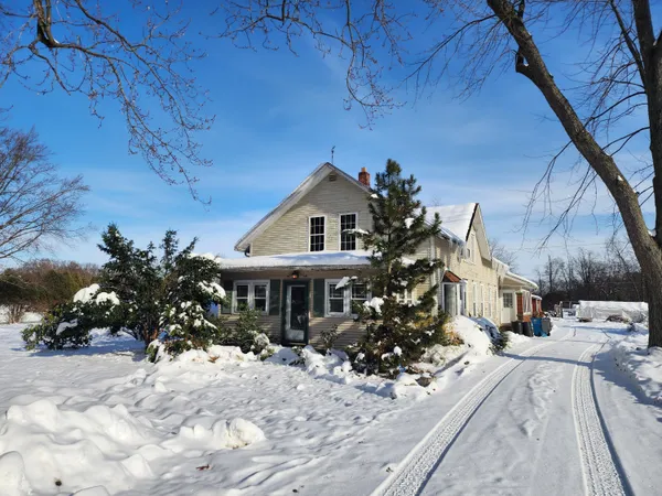$912,500 | 70877 Sunset Boulevard, Union, MI 49130