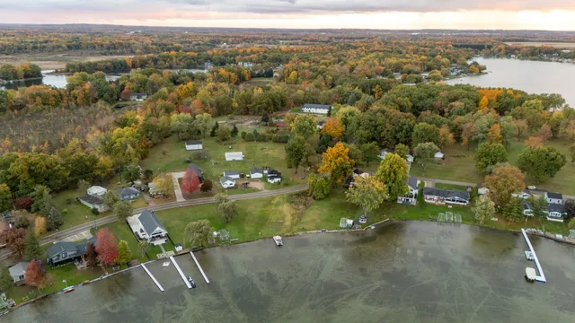 $925,000 | 70877 Sunset Boulevard, Union, MI 49130