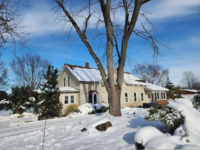 $925,000 | 70877 Sunset Boulevard, Union, MI 49130