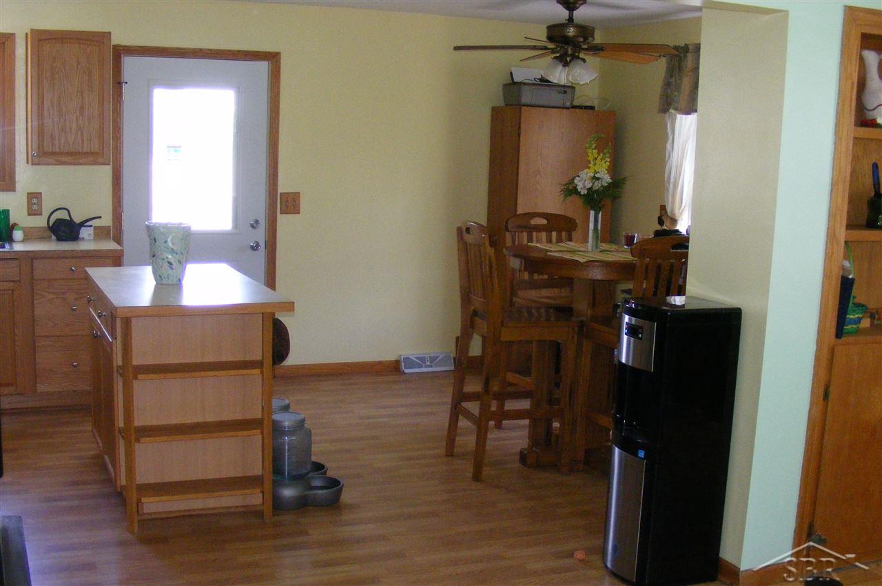 5560 McGrandy Road Bridgeport, MI 48722 - Photo 5 of 15 31320600-4.JPG