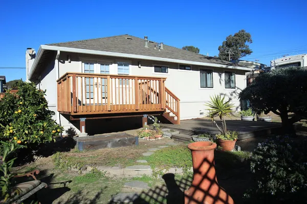 $886,000 | 1516 Hilby Avenue, Seaside, CA 93955