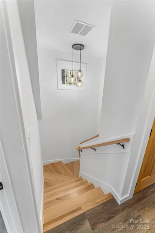 $557,000 | 6260 Sunny Drive, Newland, NC 28657