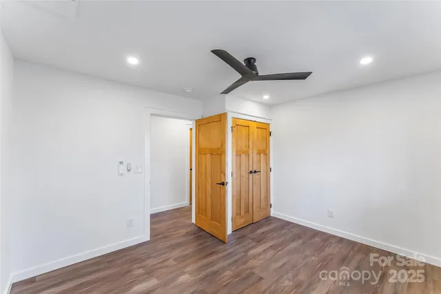 $557,000 | 6260 Sunny Drive, Newland, NC 28657