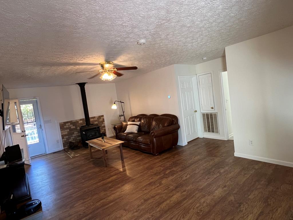 2478 Pine Lake Road West Point, GA 31833 - Photo 41 of 70 Living Room