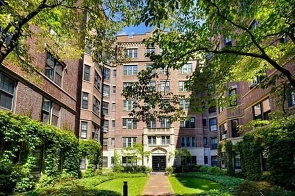 $3,100 | 988 Memorial Drive, Unit 187, Cambridge, MA 02138