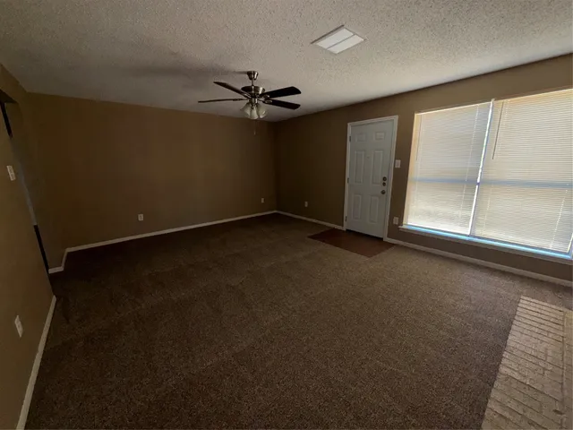 $1,595 | 17323 Glenhew Road, Humble, TX 77396