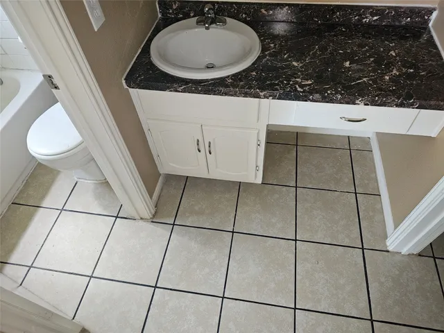 $1,595 | 17323 Glenhew Road, Humble, TX 77396