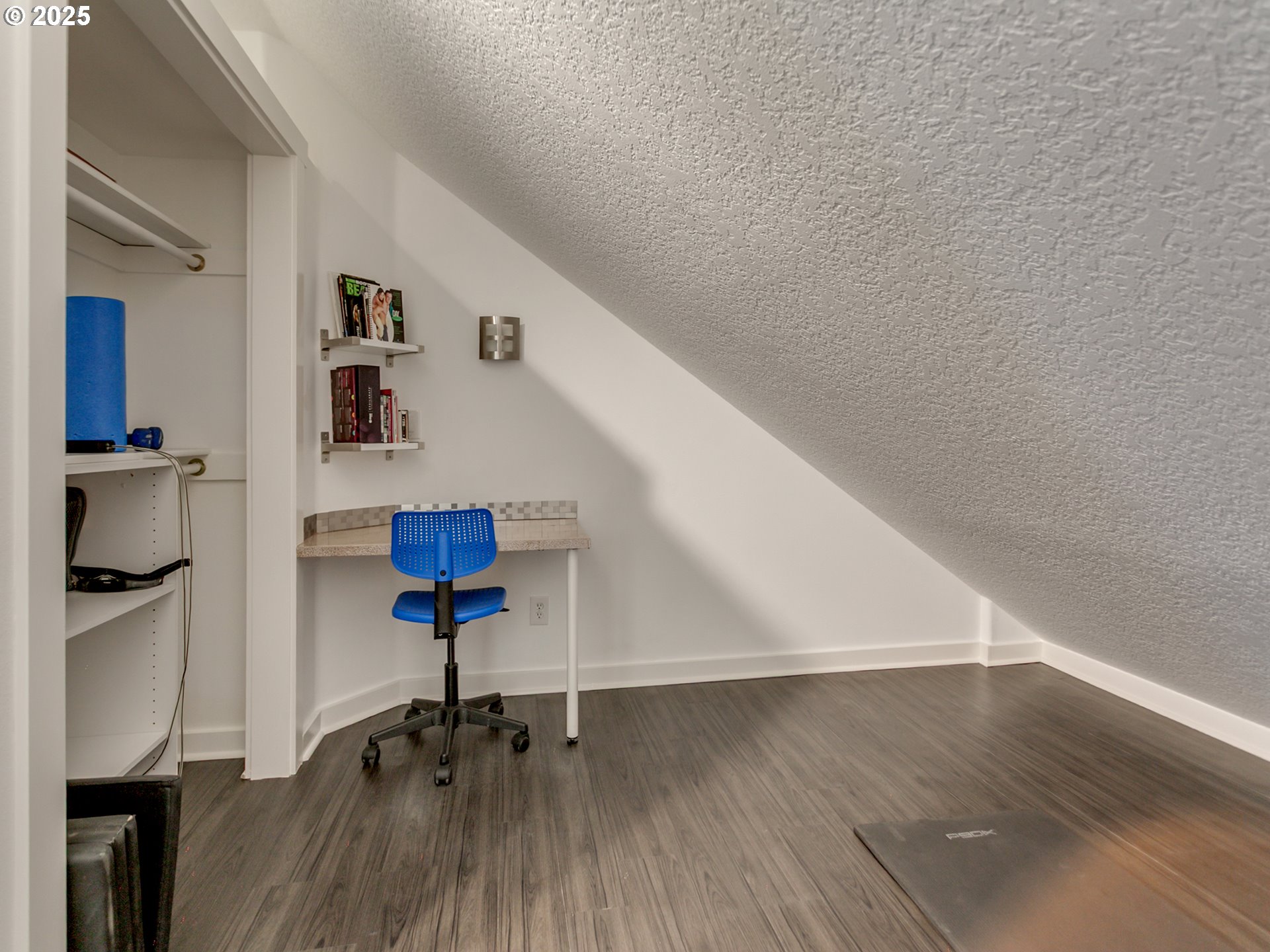 7913 Southwest Leiser Lane Portland, OR 97224 - Photo 23 of 35 Storage