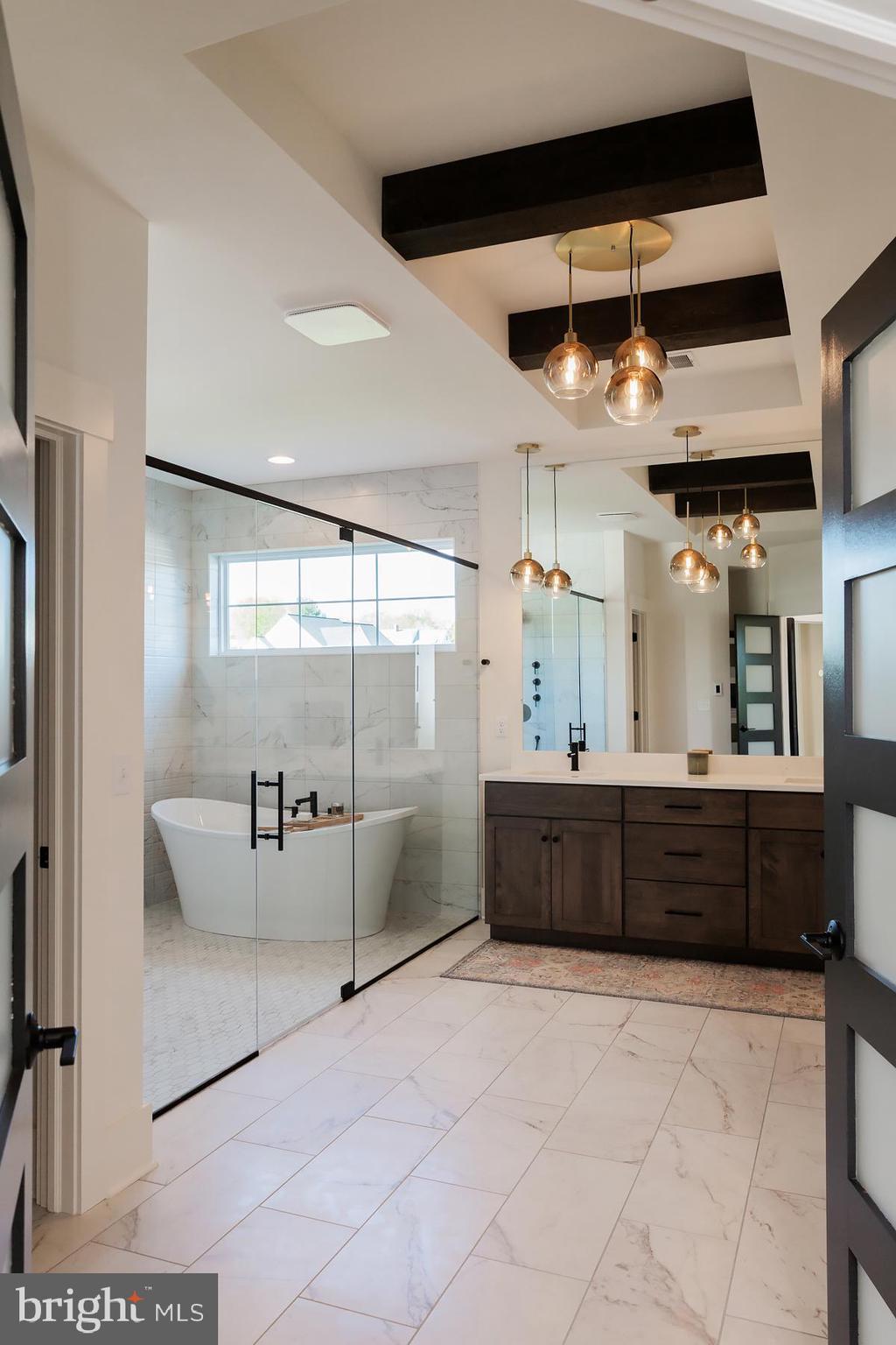 1016 Valley Crossing Drive Lititz, PA 17543 - Photo 52 of 85