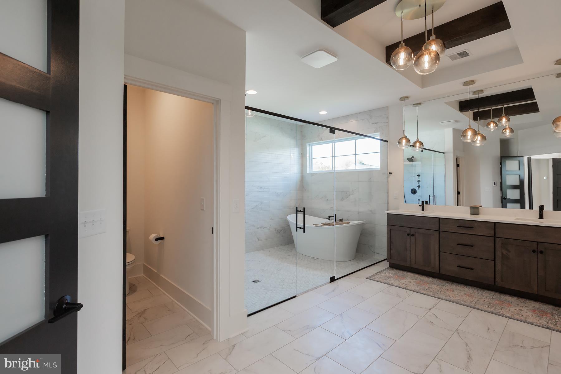 1016 Valley Crossing Drive Lititz, PA 17543 - Photo 53 of 85