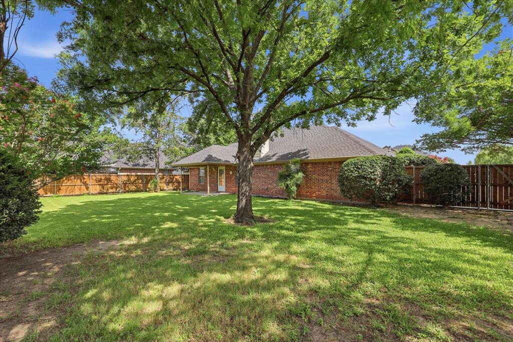 605 Maple Drive Pilot Point, TX 76258 - Photo 35 of 38