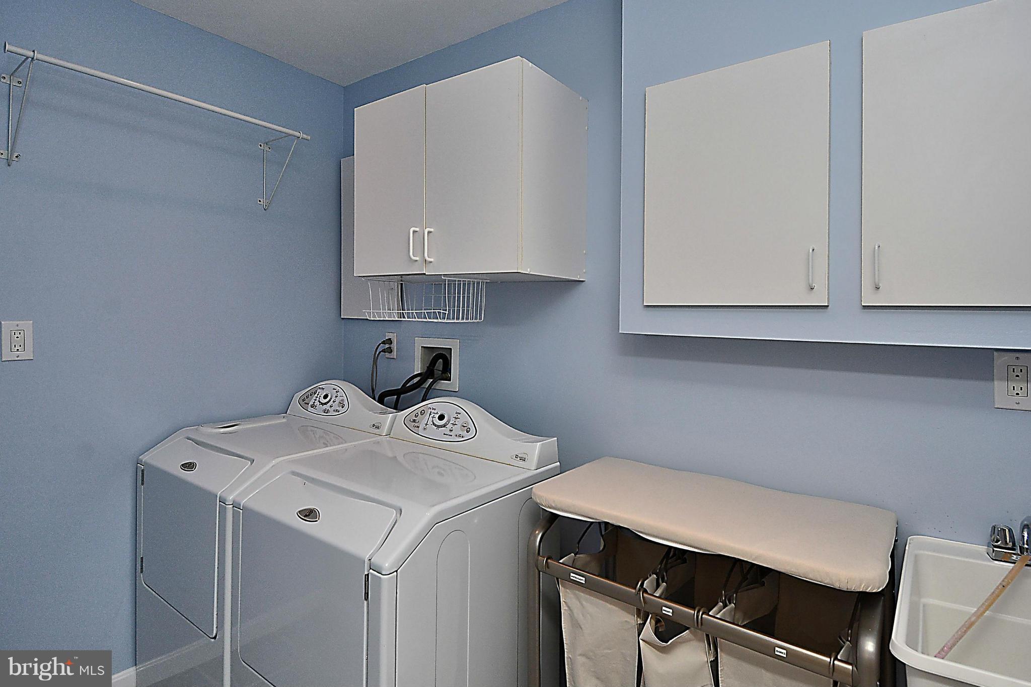 2801 South Arlington Ridge Road Arlington, VA 22202 - Photo 22 of 22 Laundry