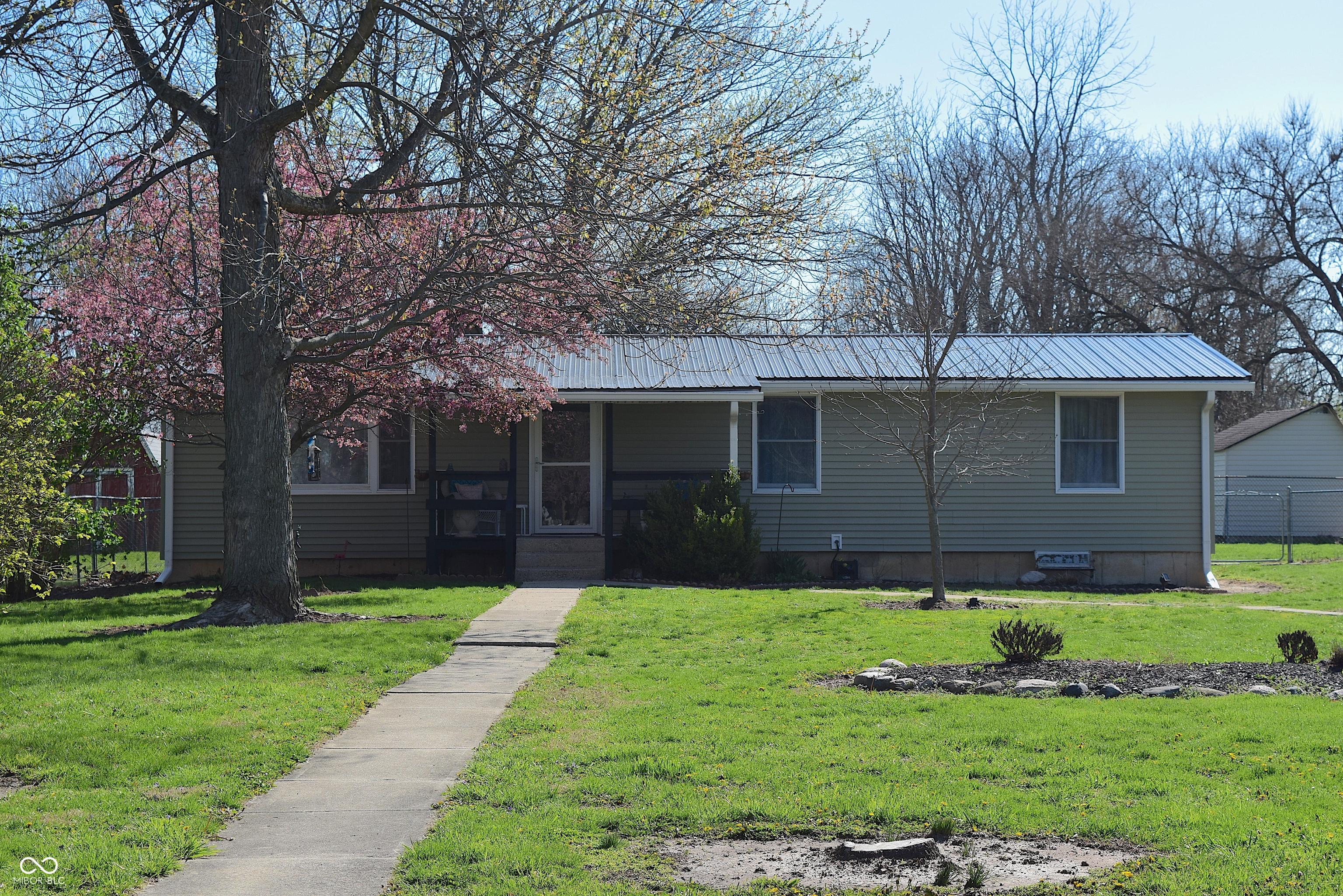 222 North Front Street Thorntown, IN 46071 - Photo 7 of 56