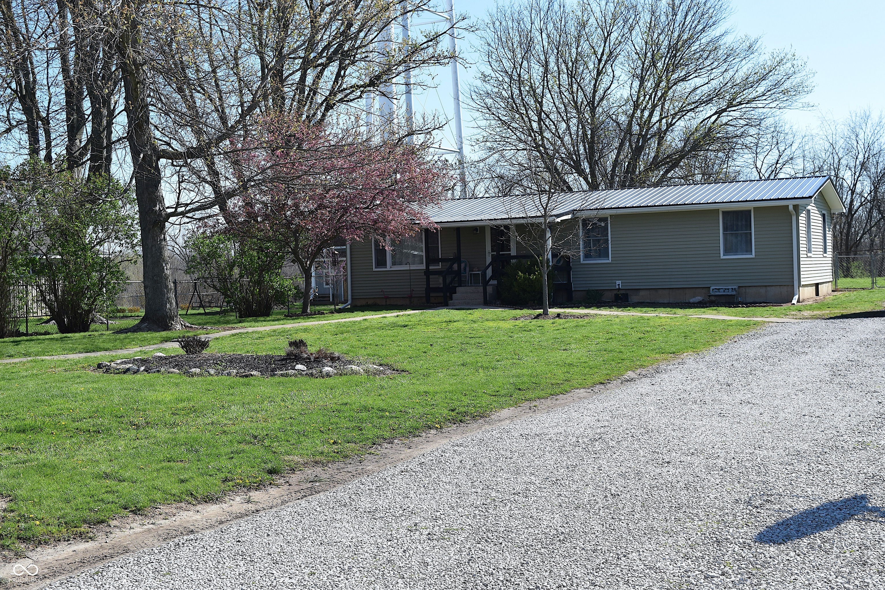 222 North Front Street Thorntown, IN 46071 - Photo 9 of 56