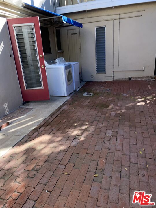 16464 Sunset Boulevard Pacific Palisades, CA 90272 - Photo 11 of 13