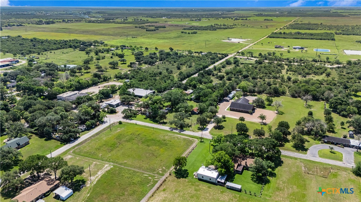 20 Hambleton Road Victoria, TX 77905 - Photo 48 of 48 a view of a yard with an outdoor seating