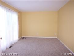 3115 Kilburn Road West Rochester, MI 48306 - Photo 18 of 25 Large Den