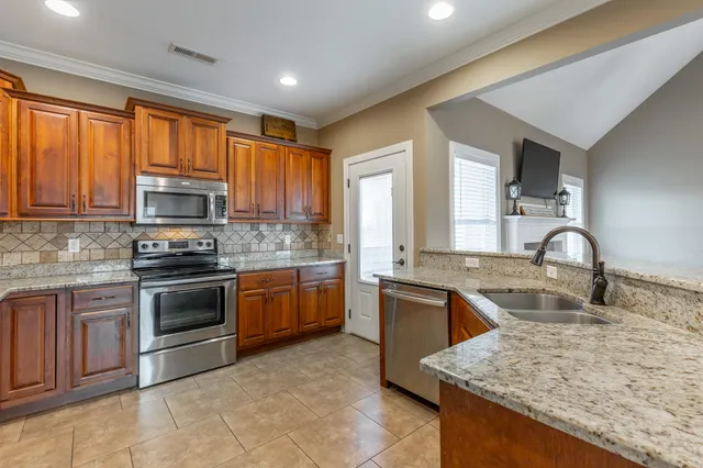 $519,900 | 151 Holly Oak Lane, Ringgold, GA 30736