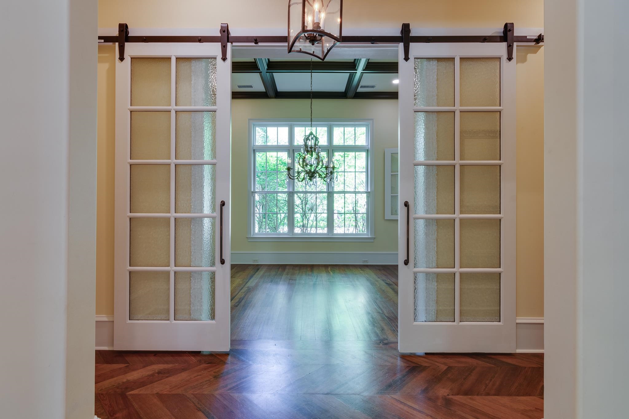 4761 Shady Grove Road Memphis, TN 38117 - Photo 13 of 25 a view of empty room with wooden floor and fan