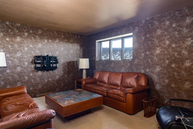 $750,000 | 2136 White Swan Drive, Oshkosh, WI 54901