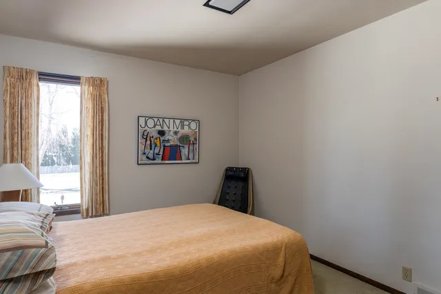 $750,000 | 2136 White Swan Drive, Oshkosh, WI 54901