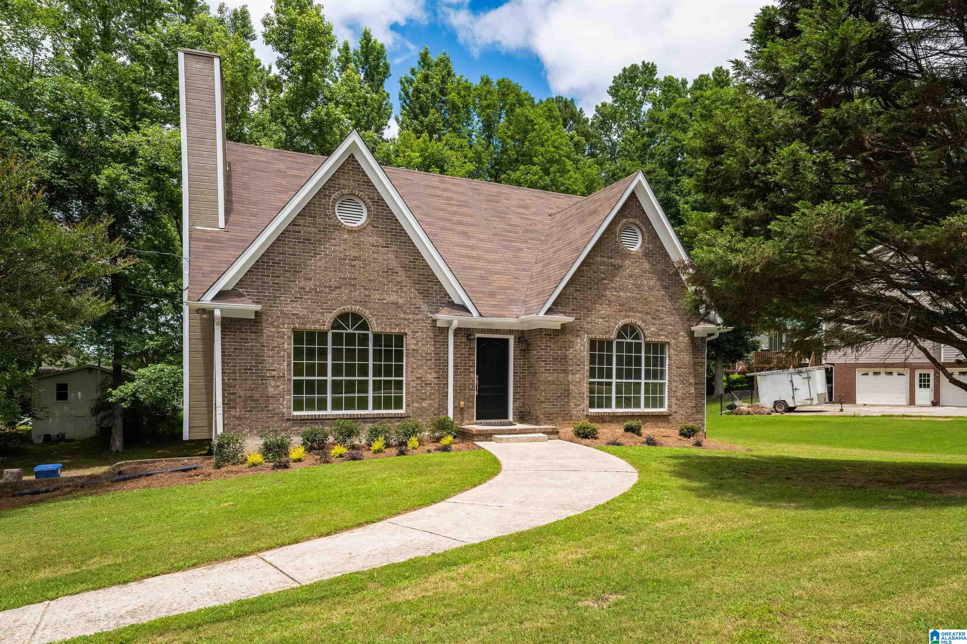 2049 Yancy Drive Bessemer, AL 35022 - Photo 3 of 32