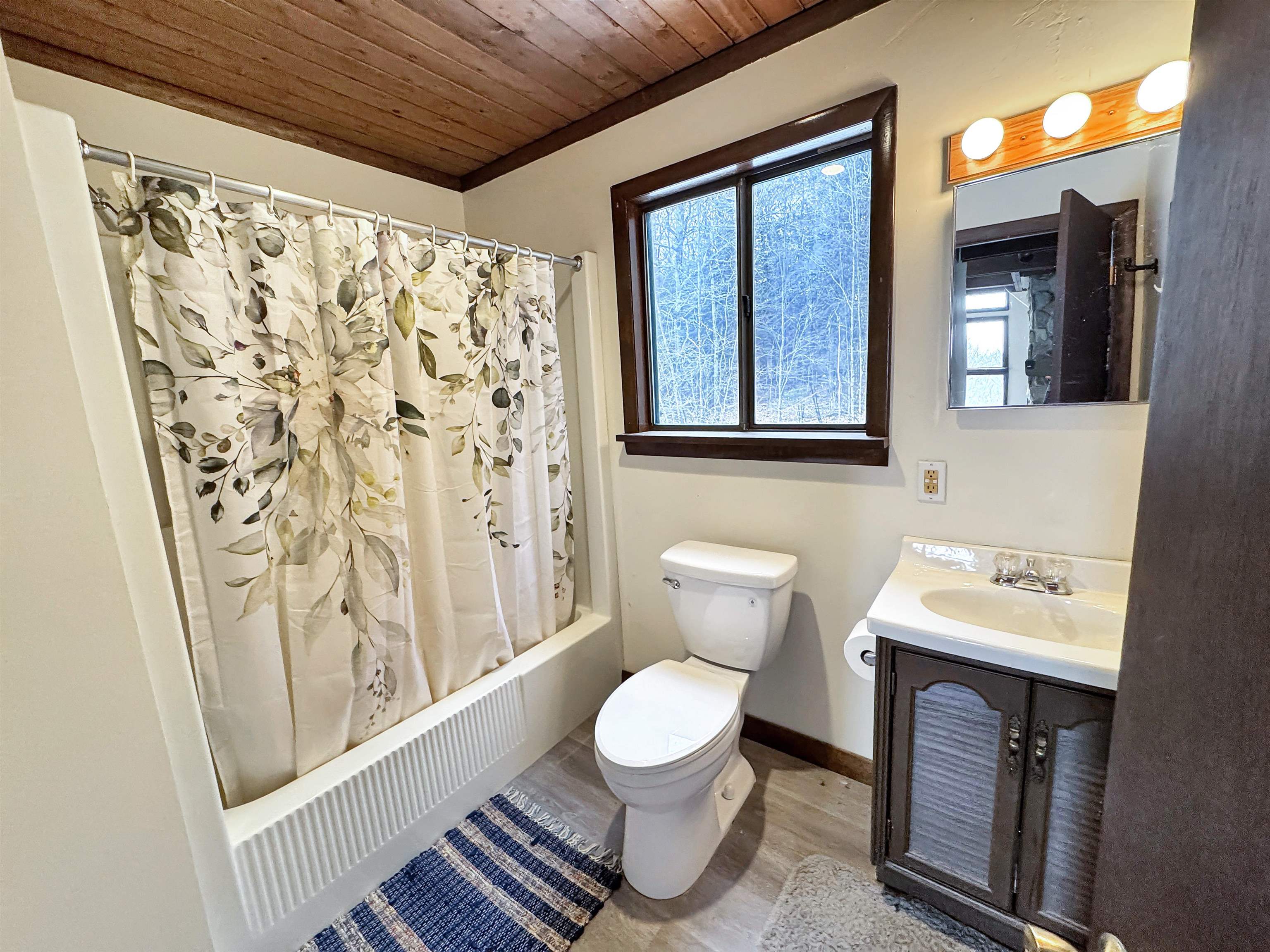946 Huckle Hill Road Vernon, VT 05354 - Photo 22 of 26 Gallery Image 22