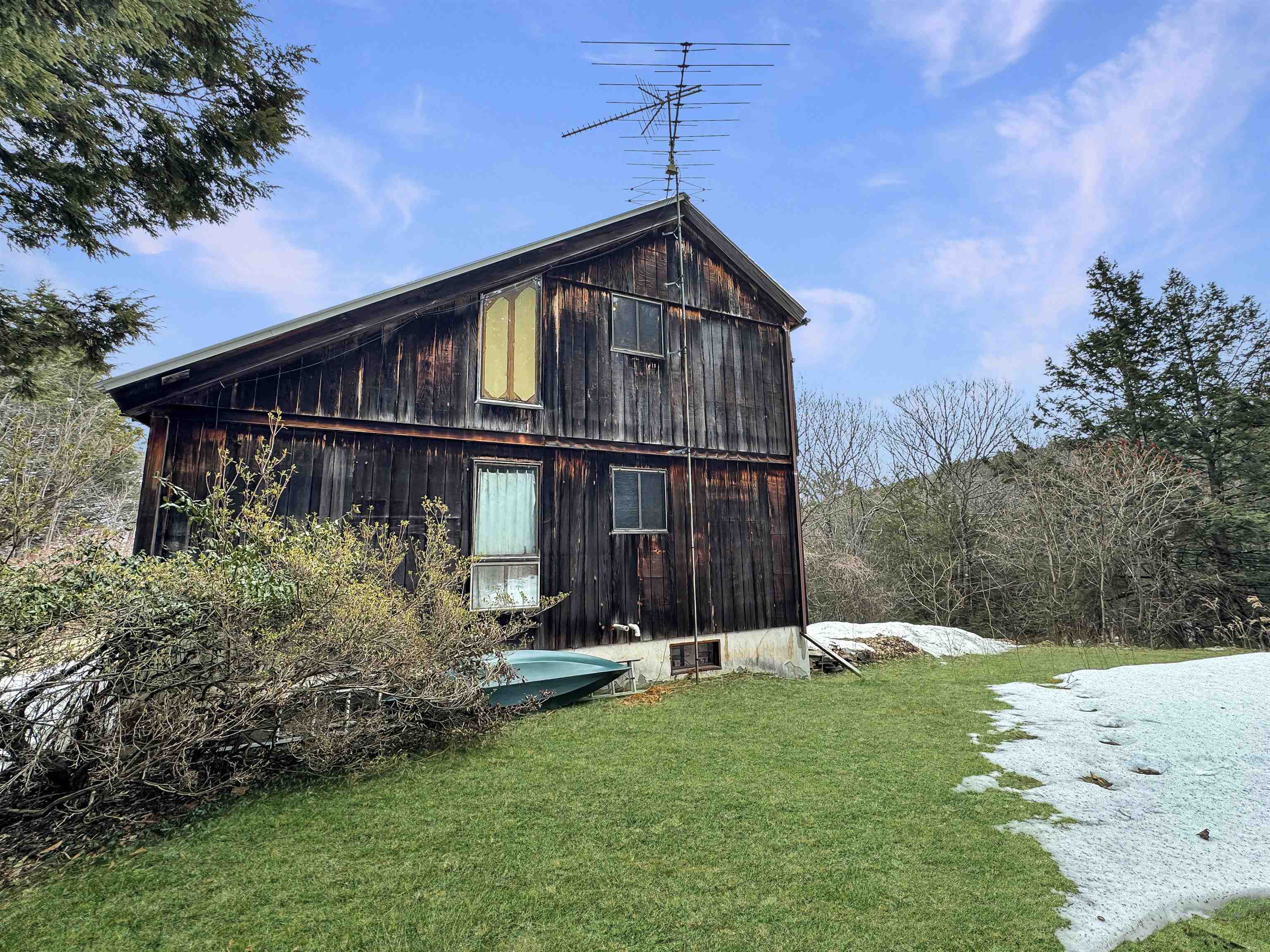 946 Huckle Hill Road Vernon, VT 05354 - Photo 25 of 26 Gallery Image 25