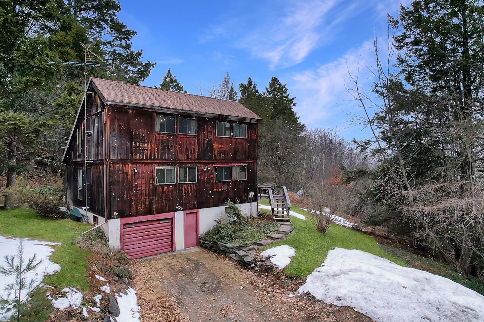 946 Huckle Hill Road Vernon, VT 05354 - Photo 3 of 26 Gallery Image 3