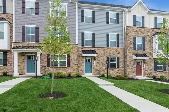 $3,275 | 4602 Spruce Road, Gibsonia, PA 15044