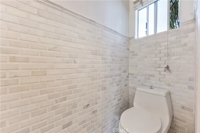 $865,000 | 10924 Dalwood Avenue, Downey, CA 90241