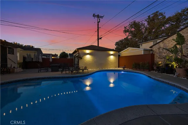 $865,000 | 10924 Dalwood Avenue, Downey, CA 90241