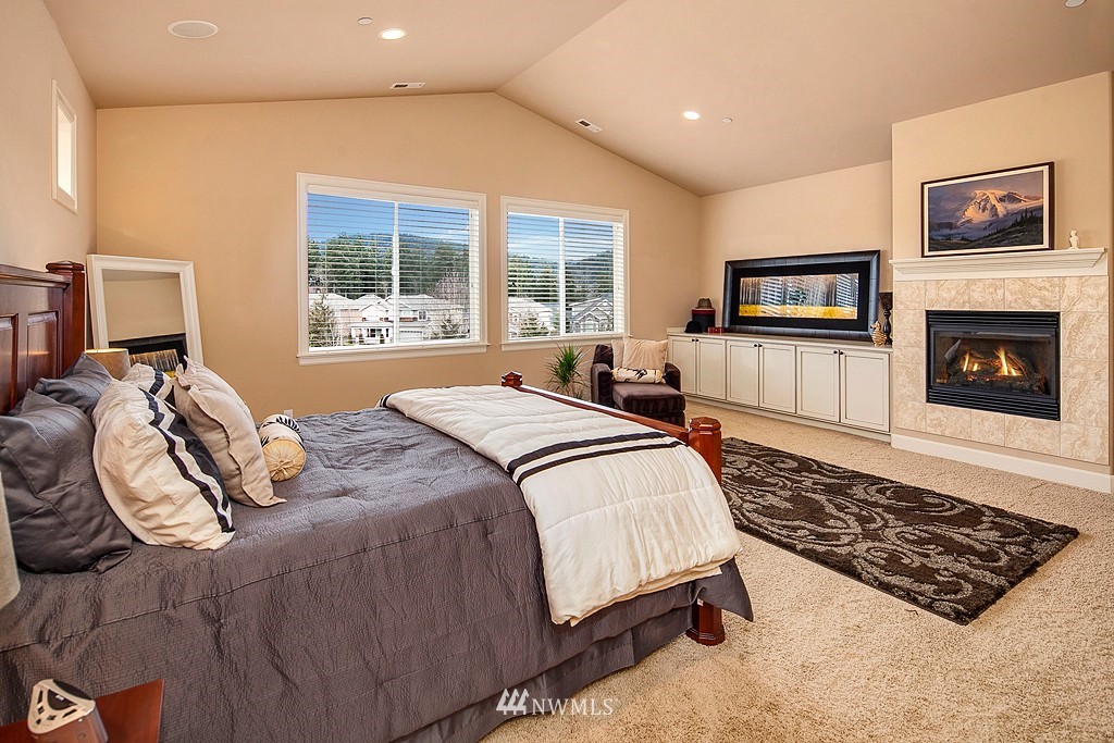 5350 Northeast 16th Street Renton, WA 98059 - Photo 13 of 22
