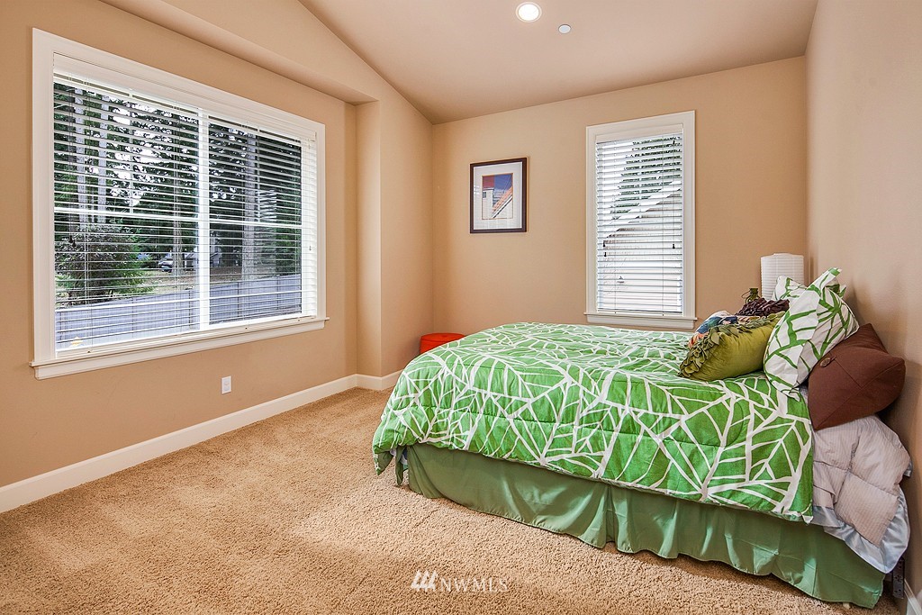 5350 Northeast 16th Street Renton, WA 98059 - Photo 16 of 22