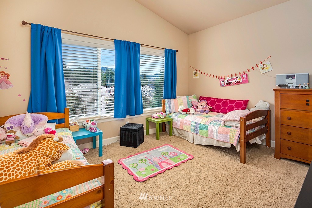 5350 Northeast 16th Street Renton, WA 98059 - Photo 18 of 22